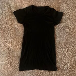 Lululemon Swiftly Tech tee black, size 4